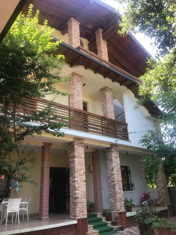 Sara'S Villa Shkodër エクステリア 写真